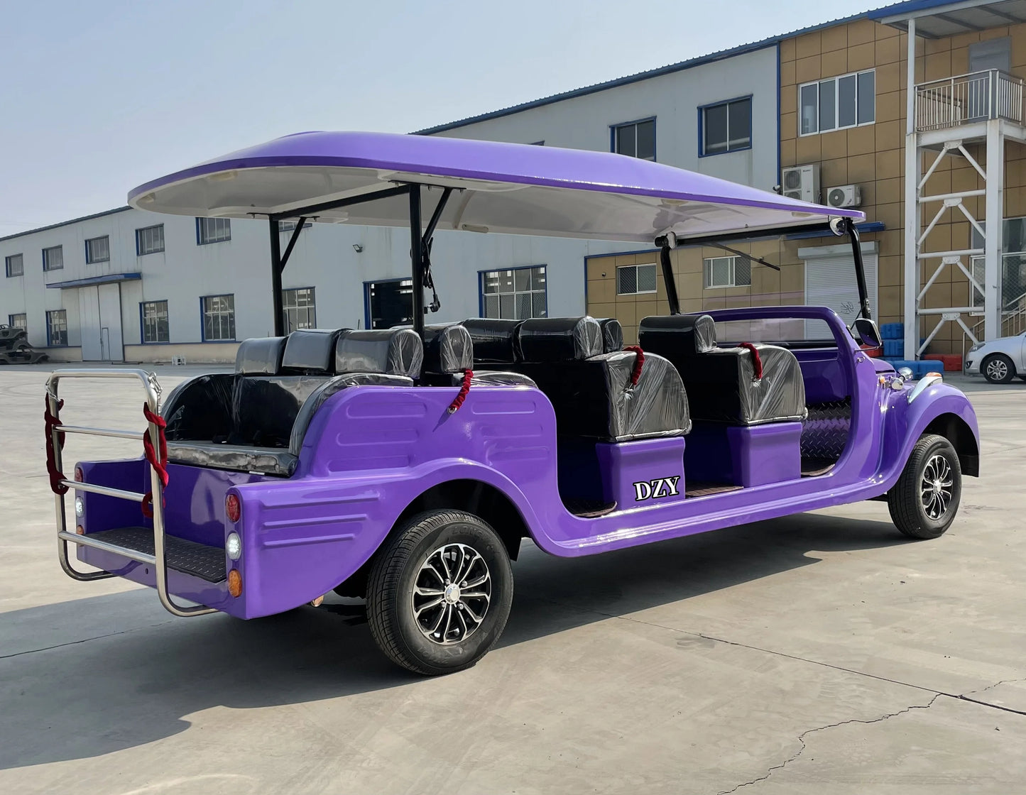 Factory direct sales of classic electric retro cars,  electric sightseeing cars, vintage electric golf cars  UTV