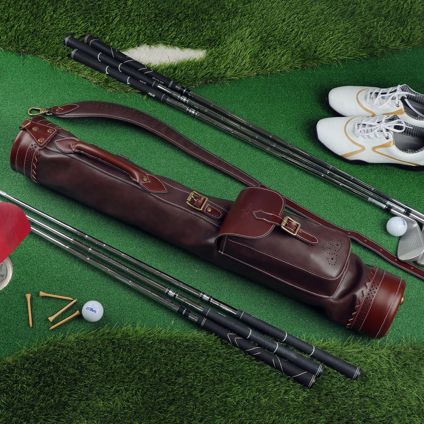 Tourbon Microfiber Leather Golf Club Carry Bag Vintage Pencil Style Sunday Bag for Driving Range Outdoor Brown